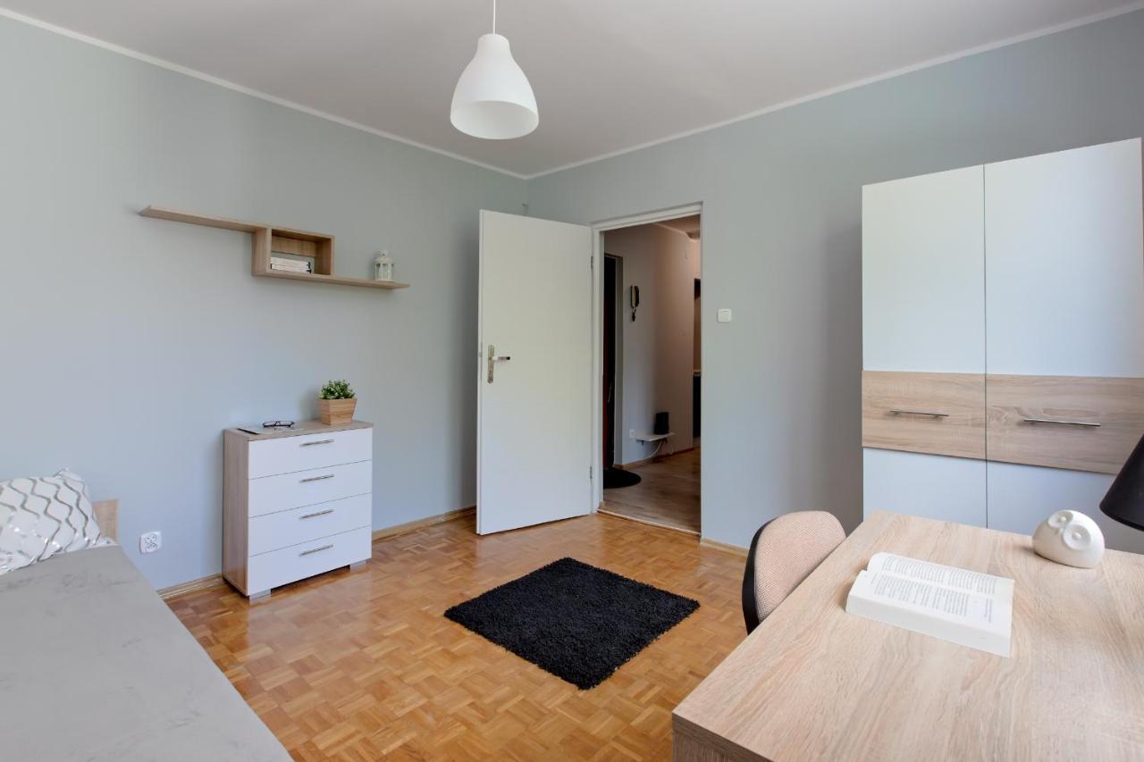 Krzywon 8 Rooms ワルシャワ エクステリア 写真