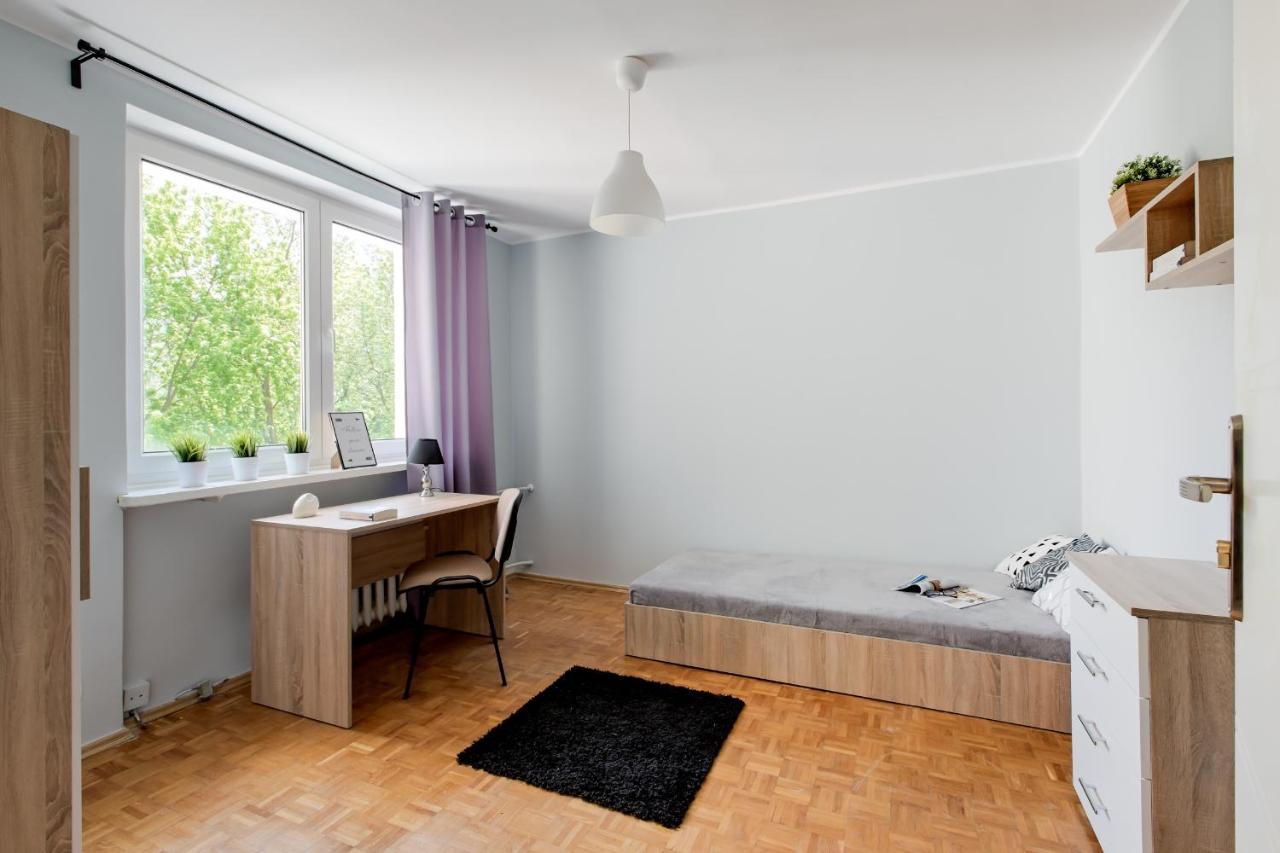 Krzywon 8 Rooms ワルシャワ エクステリア 写真